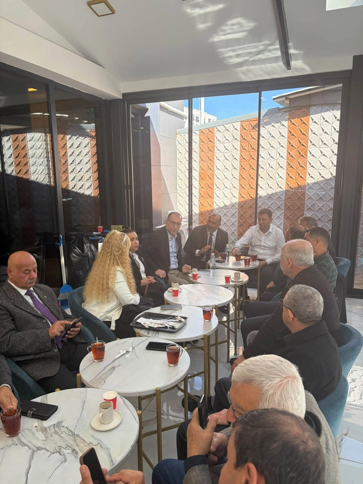 MHP KARESİ MUHTARLARLA BULUŞTU