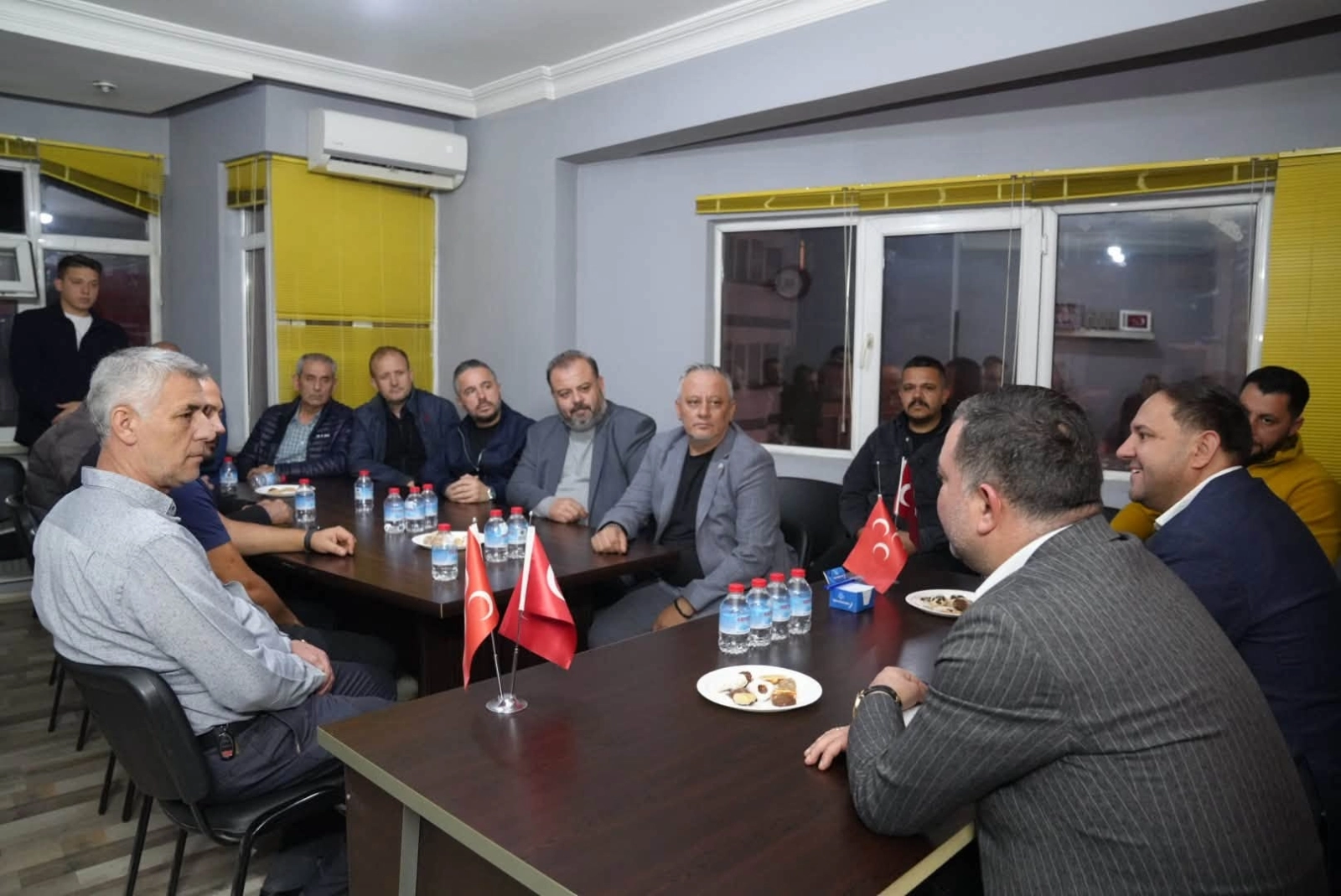  MİLLETVEKİLİ YÜKSEL  MHP ALTIEYLÜL İLÇESİNDEYDİ