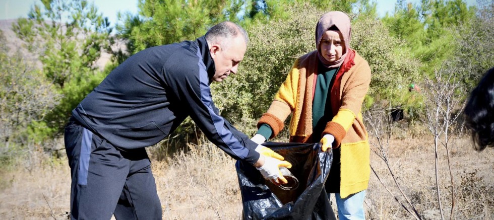 Ormanlarımızı Temizleyerek Geleceğimize Sahip Çıkıyoruz!